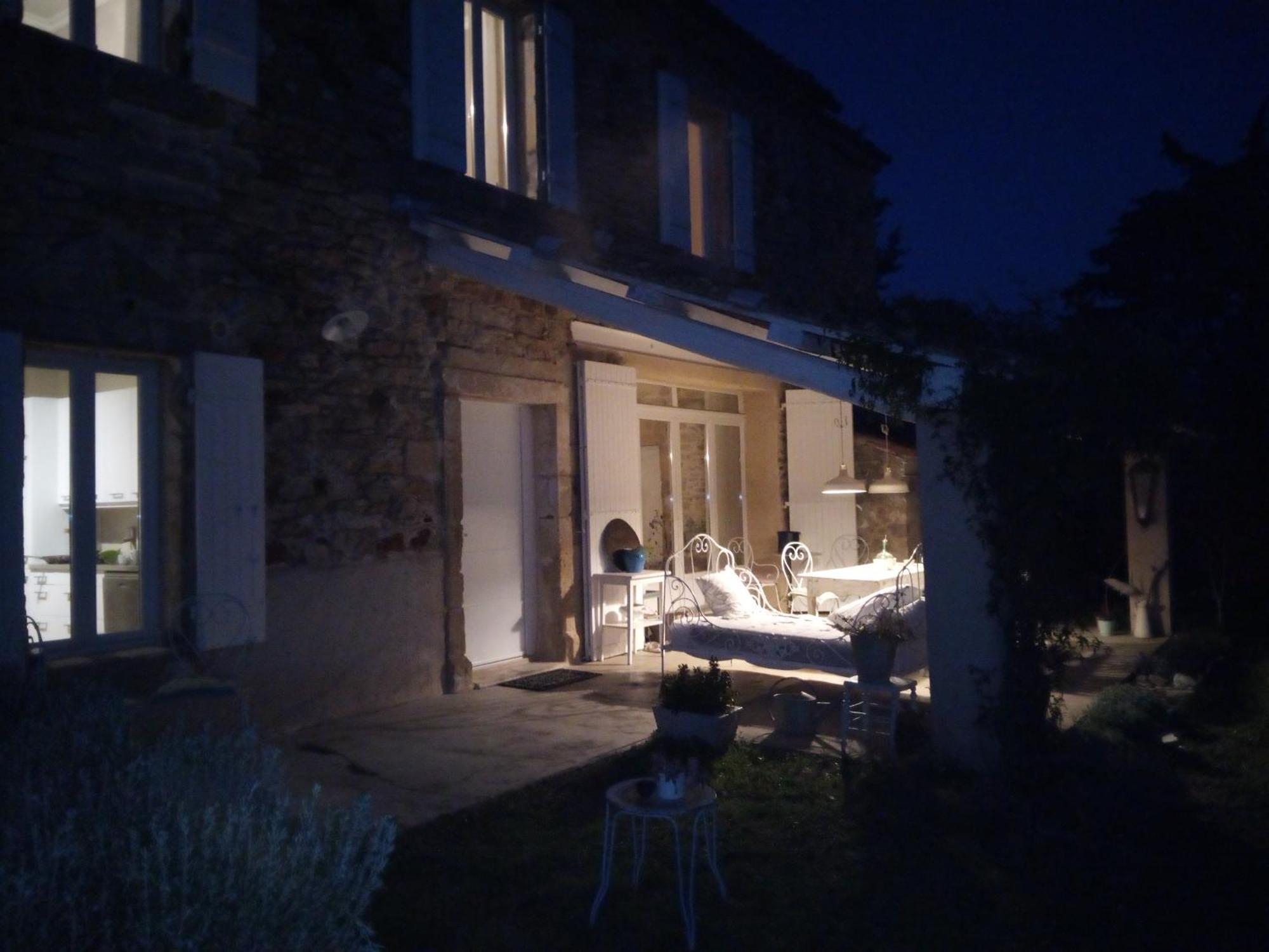 Mas Les Romarins, 10 Min D'Uzes, Piscine Et Grand Jardin Clos, Jeux, Nid De Repos Et Base Pour Activites Dans Le Gard (Adults Only) Экстерьер фото